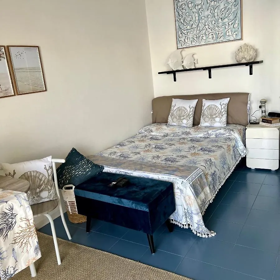 Rebecca'S Sanremo Collection: Capo Nero Apartment Italy